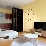 Cozy Stay In Tirana City Center