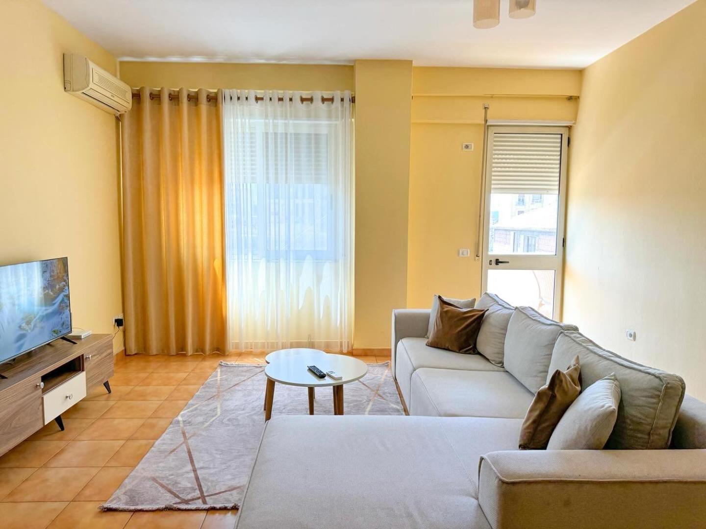Apartament Cozy In Center Tirana